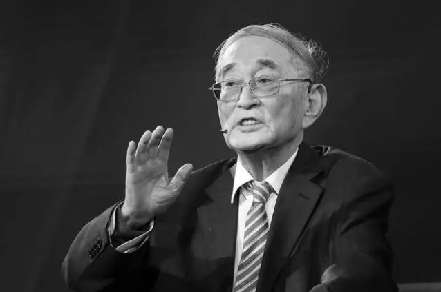 哀悼!著名经济学家厉以宁逝世 享年92岁